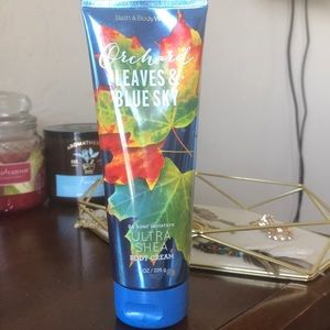 BATH & BODY WORKS ULTRA SHEA LOTION 24 HR